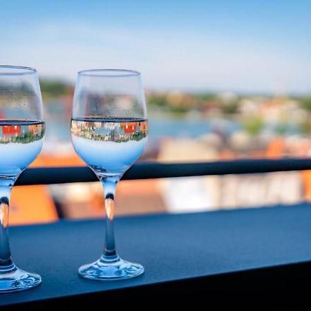 Apartament Z Widokiem Mikołajki Esterno foto